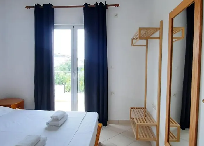 Amarildo Essence Hotel Apartment Himare